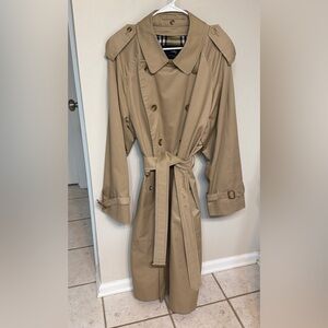 Burberry London Trench Coat Men’s 46R Khaki Double Breasted Overcoat With Belt